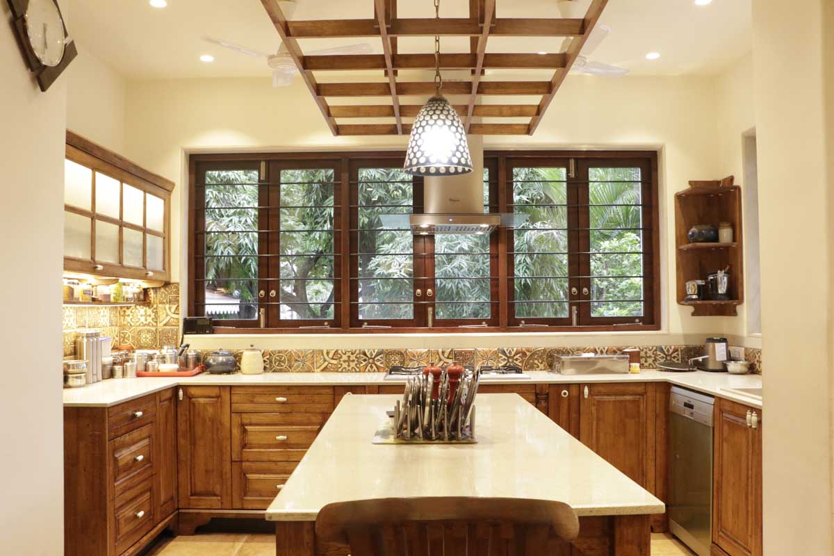 solid wood kitchens